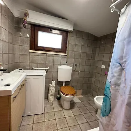 Tra Il Mare E Il Centro Di - Casa Lilla Viareggio